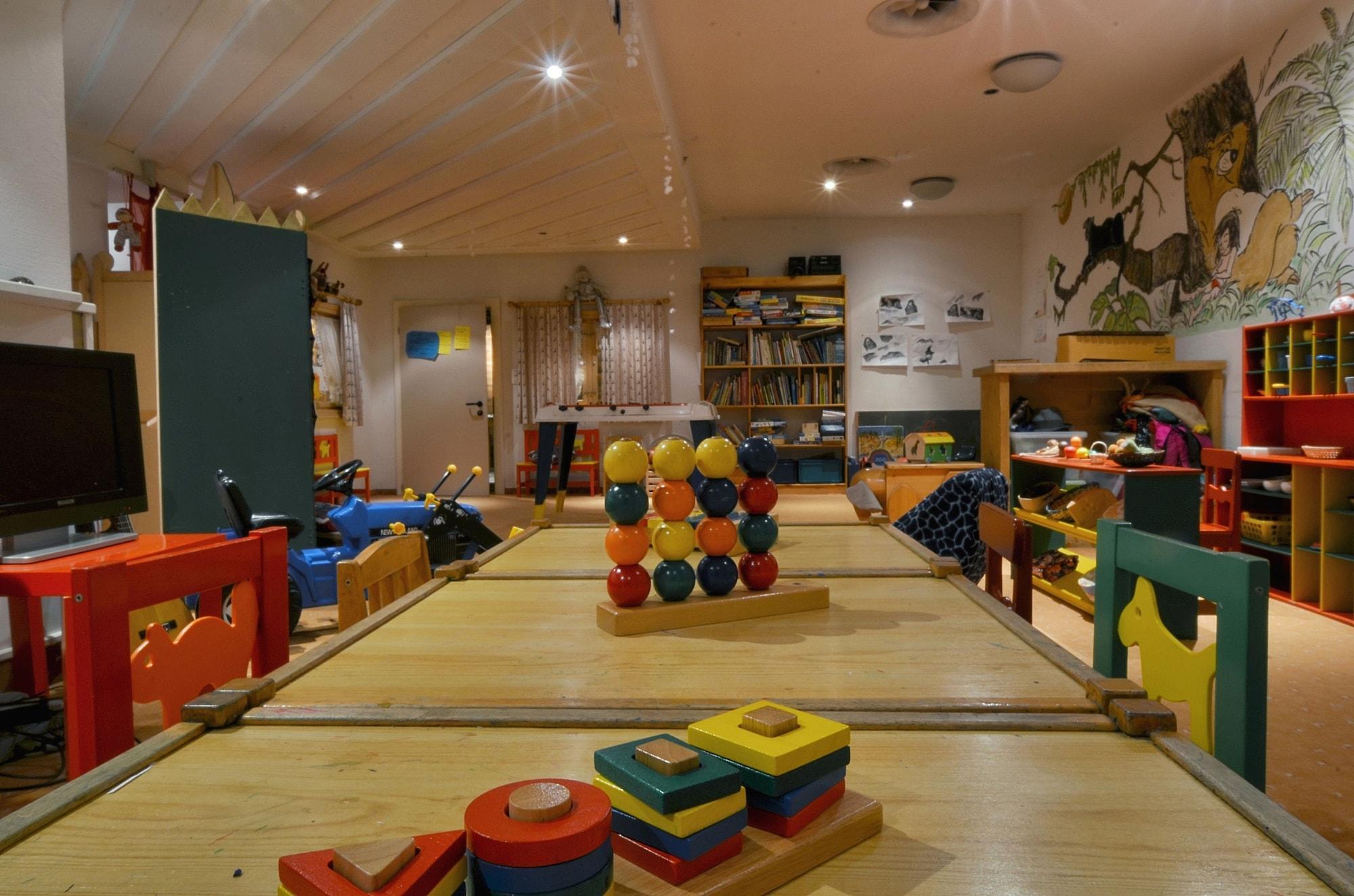 Silvretta Parkhotel Клостерс Екстер'єр фото