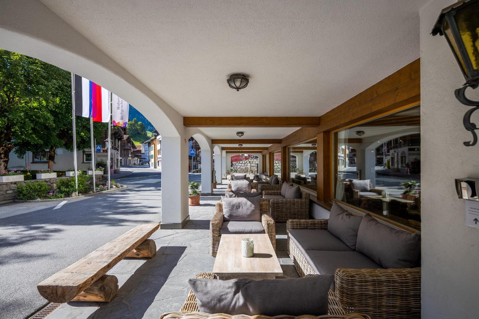 Silvretta Parkhotel Клостерс Екстер'єр фото